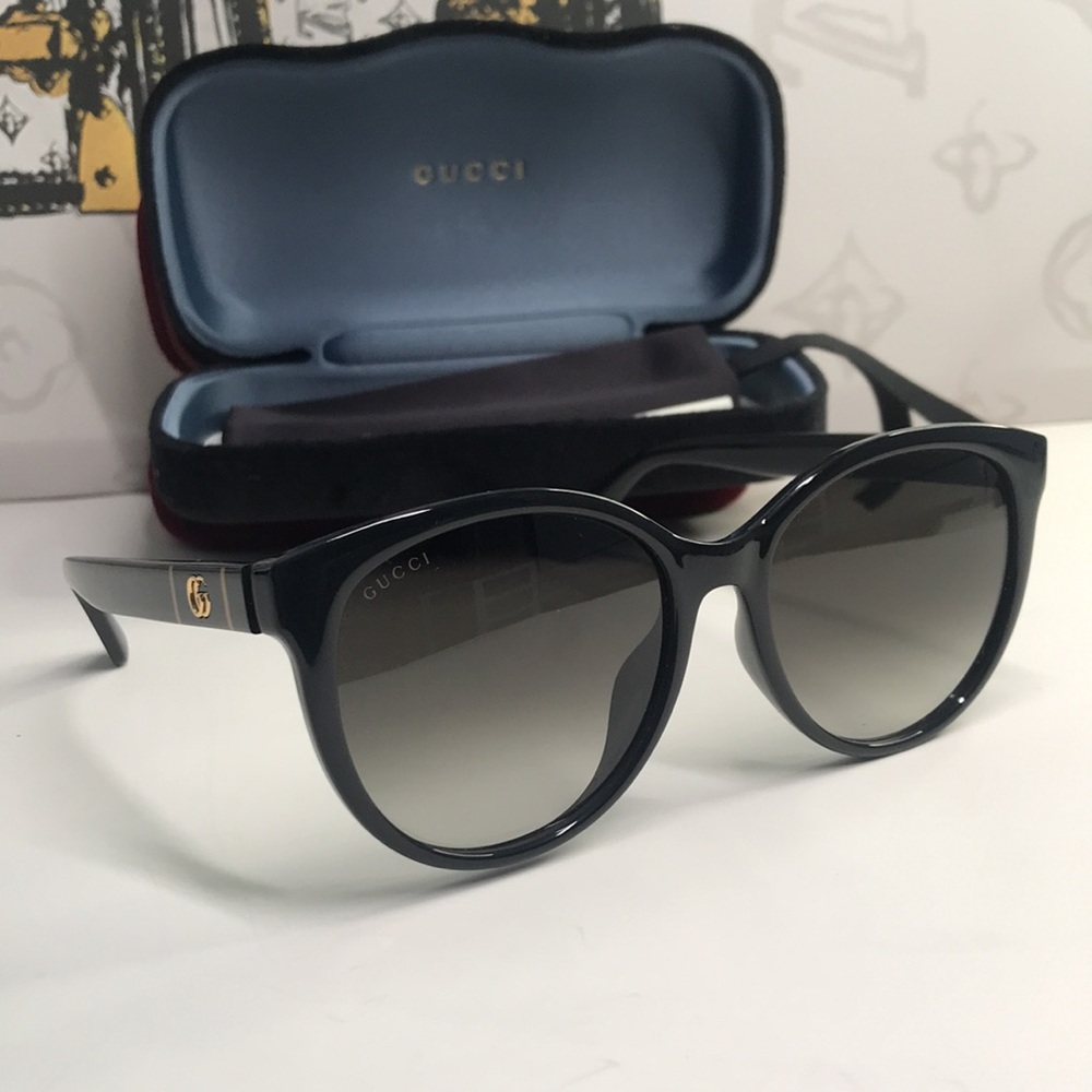 Authentic Gucci GG0636SK 001 Cat-Eye Sunglasses ✨